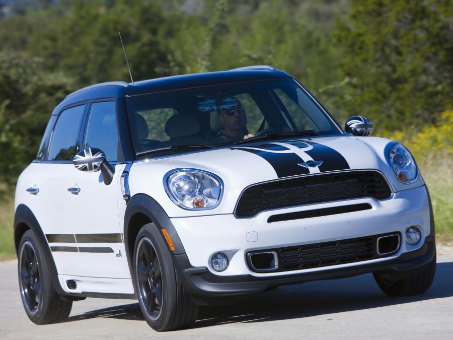  Mini Cooper Countryman S All4 2010 года  (US) (фото 9 из 37)
